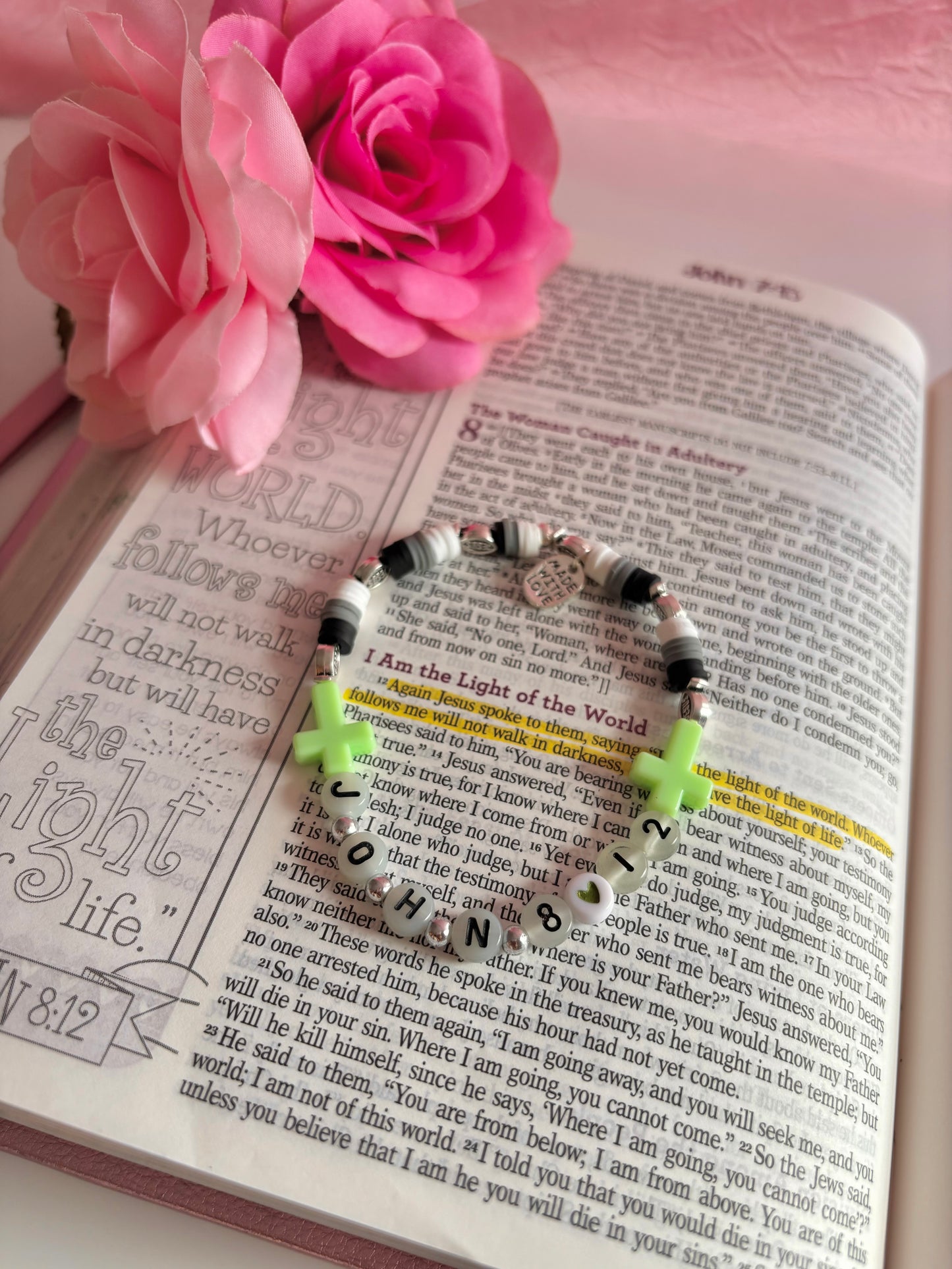 John 8:12💚 (Glows in the dark)